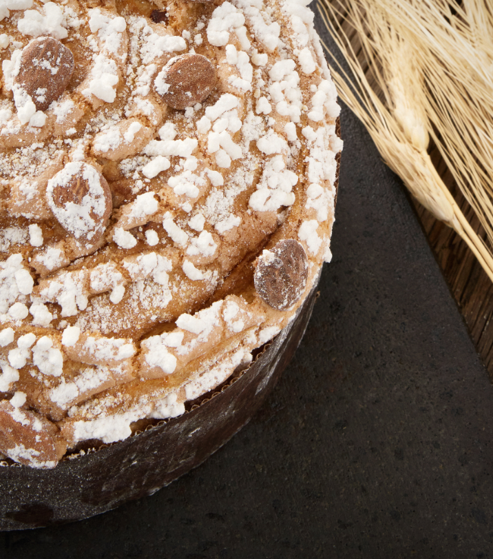 Traditional Panettone with Raisins and Candied Grapes (1000 g)