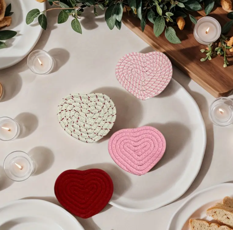 Heart shaped coaster set