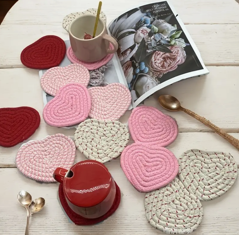 Heart shaped coaster set